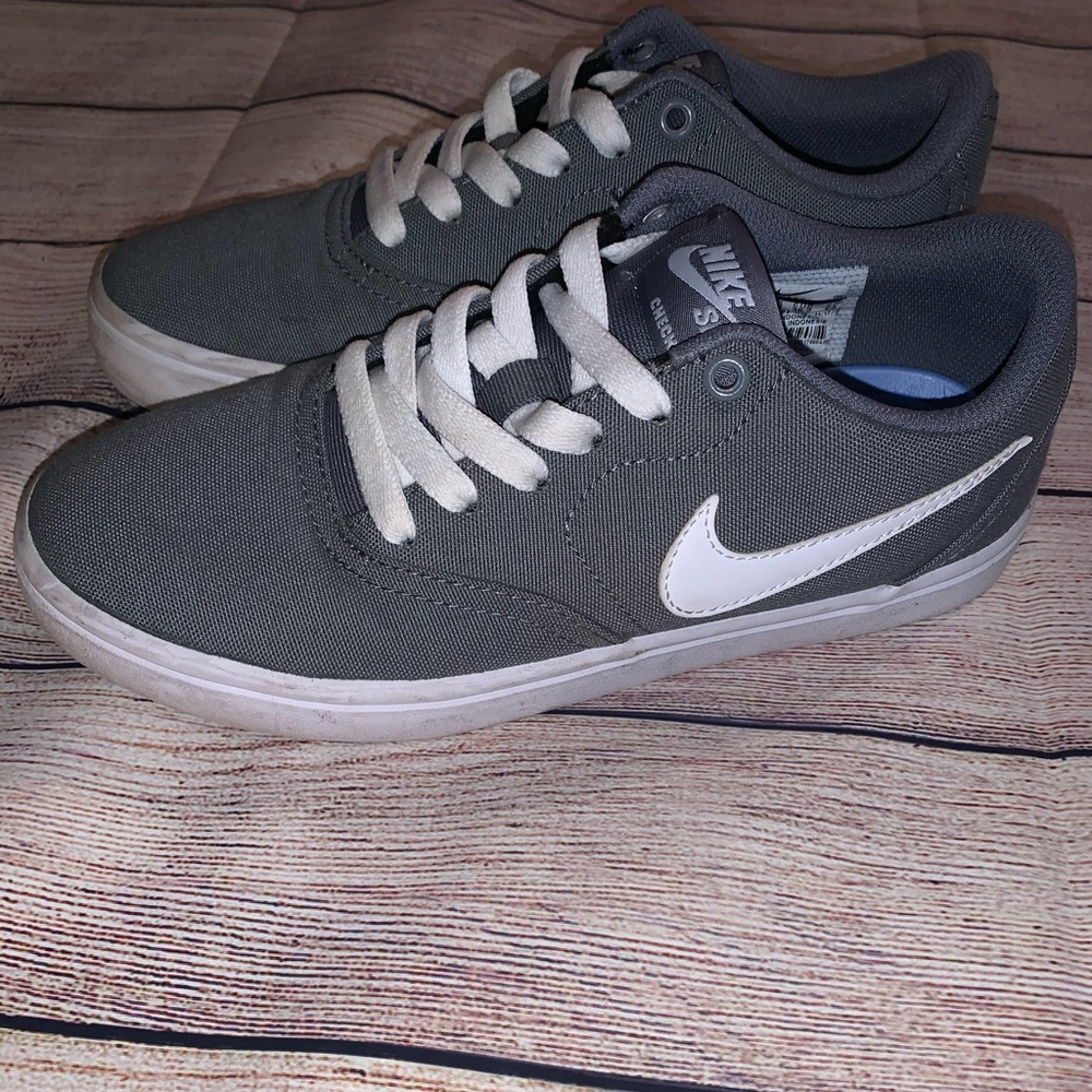 Gray Nike sb check shoes